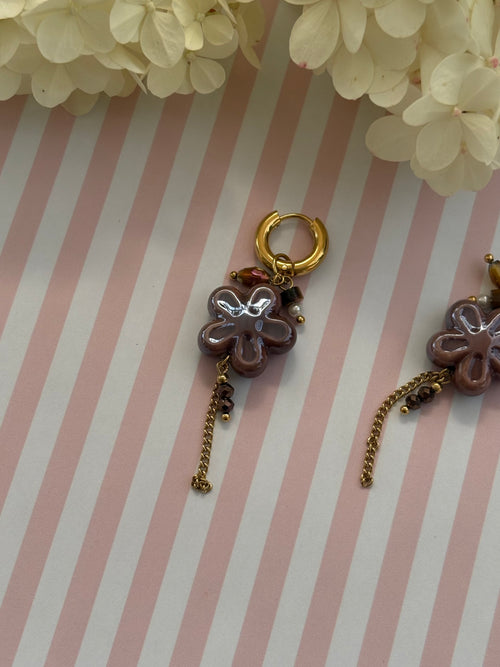 Creolen mit Blumenanhänger